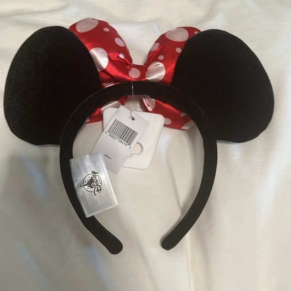 Original Minnie Mouse ears new with tags - Picture 3 of 4